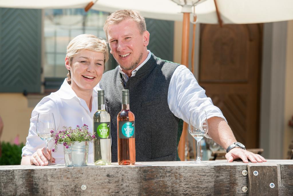 Gasthof Zum Weissen Lamm Sommerach Zewnętrze zdjęcie
