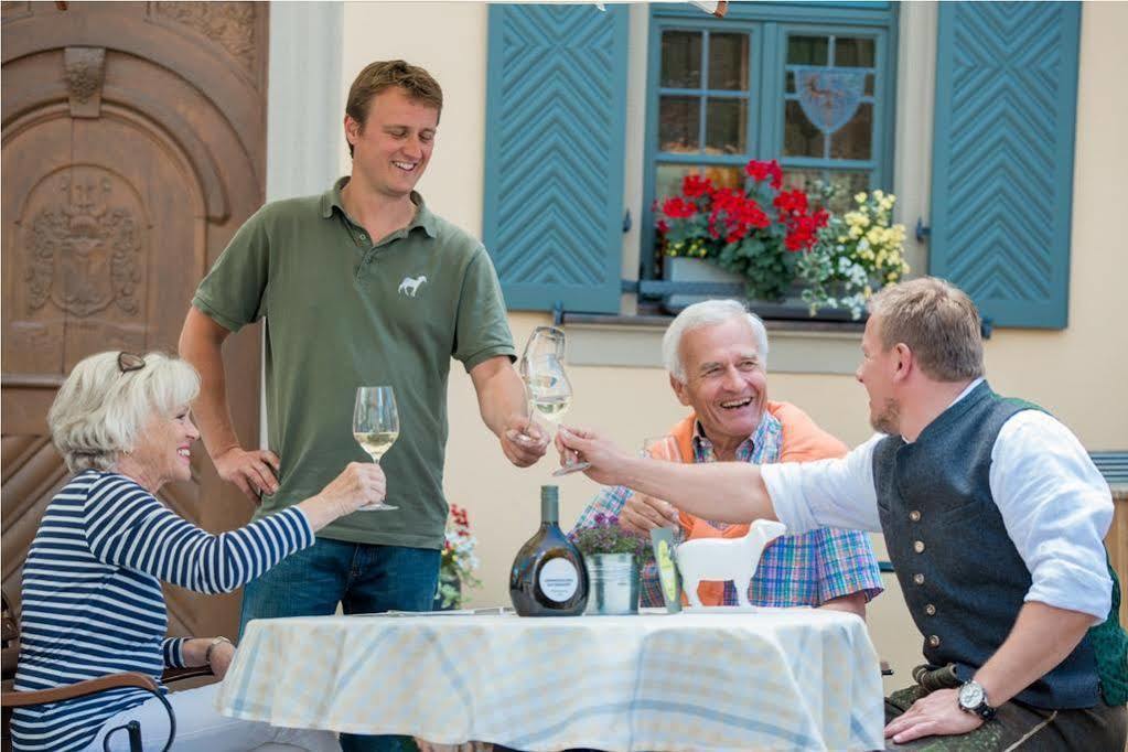 Gasthof Zum Weissen Lamm Sommerach Zewnętrze zdjęcie